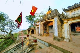 Đền Độc Cước - Huyền thoại vị thần biển