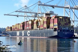 Iran bắt giữ hai tàu hàng ở Hormuz giữa bế tắc đàm phán với Mỹ