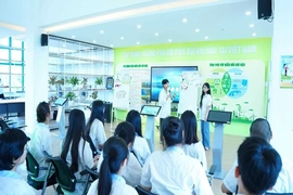 Thi đua gắn với nâng cao chất lượng đào tạo