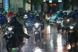 Chủ động ứng phó không khí lạnh, dông lốc dịp nghỉ lễ 30/4 - 1/5