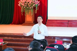 Đổi mới&nbsp;tư duy và phương thức lãnh đạo, chỉ đạo là mệnh lệnh từ thực tiễn