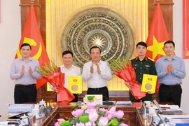 Đồng chí Đinh Bạt Văn và Trịnh Huy Triều tham gia Ban Thường vụ Tỉnh ủy Thanh Hóa, nhiệm kỳ 2025-2030