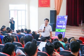 400 vận động viên, huấn luyện viên tập huấn kiến thức phòng, chống Doping