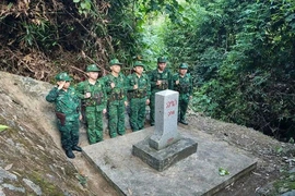 Nơi biên cương sáng mãi tình quân dân