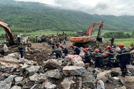 Vụ sập mỏ đá khiến 3 người tử vong: Khởi tố bị can và bắt tạm giam chủ doanh nghiệp