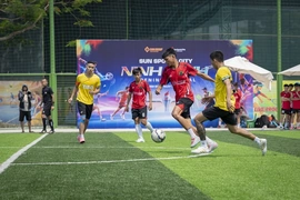 Một ngày ở Hà Nam: Chơi thể thao, giải nhiệt công viên nước và ngắm pháo hoa cuối tuần