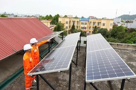 Tiết kiệm điện&nbsp;trong mùa nắng nóng