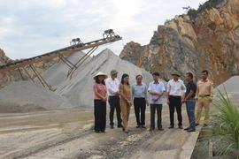 Khẩn trương khắc phục những tồn tại trong lắp đặt, vận hành cân tải trọng tại các mỏ đá