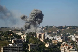 Israel và Hezbollah tiếp tục cáo buộc nhau vi phạm ngừng bắn, biểu tình gây sức ép lên Chính phủ Israel