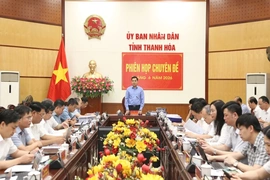 Thảo luận, cho ý kiến vào các tờ trình, nghị quyết, đề án&nbsp;phục vụ phát triển kinh tế - xã hội