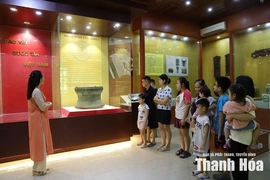Khi lịch sử “bước ra” khỏi tủ kính
