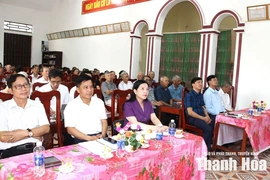 Chủ nhiệm Ủy ban Kiểm tra Tỉnh ủy Phạm Thị Thanh Thủy dự sinh hoạt Chi bộ thôn Hưng Long