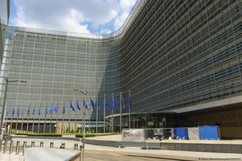 EU công bố 5 dự án quốc phòng, Đức tăng mạnh chi tiêu quân sự