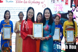 Trao giải Cuộc thi ảnh trực tuyến “Mái ấm gia đình - Điểm tựa yêu thương”