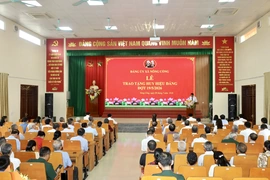 Đảng bộ xã Nông Cống trao Huy hiệu Đảng cho 61 đảng viên