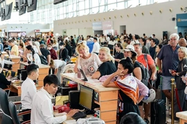 Choáng ngợp, cảng HKQT Phú Quốc vừa thi công “thần tốc”, vừa thiết lập mức sản lượng cao lịch sử