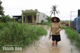 Không để người dân sống trong cảnh ngập nước khi chờ tái định cư
