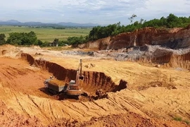 Bổ sung 2 dự án đầu tư công được sử dụng đất san lấp tại mỏ đất xã Sao Vàng