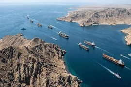 Iran và Oman đạt thỏa thuận về tuyến hàng hải qua eo biển Hormuz