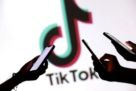Khủng hoảng Ceuta: EU yêu cầu Meta, TikTok tăng giám sát tin giả