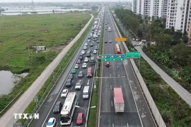 Đề xuất bố trí làn dành riêng để vượt xe trên cao tốc