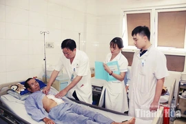 Đẩy mạnh nghiên cứu khoa học&nbsp;vì sức khỏe Nhân dân&nbsp;