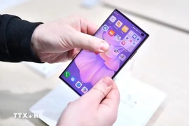 Hành động khẩn cấp bảo vệ thế hệ trẻ trước các rủi ro từ thông tin trên mạng