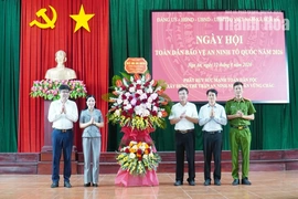Chủ nhiệm Ủy ban Kiểm tra Tỉnh ủy Phạm Thị Thanh Thủy dự Ngày hội Toàn dân bảo vệ an ninh Tổ quốc tại xã Nga An