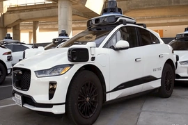 Robotaxi Trung Quốc tăng tốc mở rộng tại châu Âu