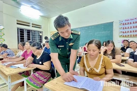 Ánh đèn lớp học nơi biên cương