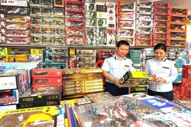 Kiểm soát thị trường trung thu từ sớm