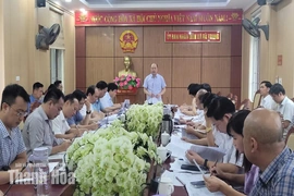 Tập trung đẩy nhanh tiến độ thi công các dự án giao thông: Phân công nhiệm vụ đến từng cán bộ theo phương châm “6 rõ, 1 xuyên suốt”.
