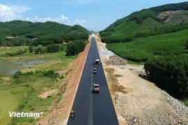 Bộ Xây dựng đốc thúc đẩy nhanh tiến độ giải ngân các dự án giao thông