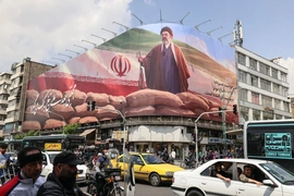 Iran tăng cường kiểm soát kinh tế, củng cố bộ máy quân sự giữa sức ép từ Mỹ