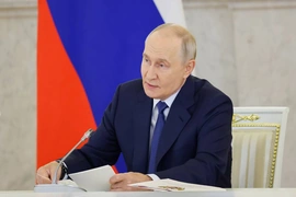 Tổng thống Putin kêu gọi khởi động chu kỳ đầu tư mới để thúc đẩy kinh tế Nga&nbsp;