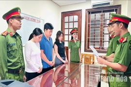 Khởi tố vụ án mạo danh “lương y” bán thuốc đông y gia truyền chứa chất cấm