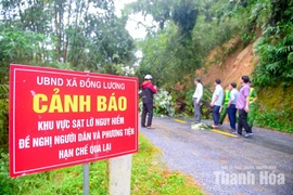 Chủ tịch UBND tỉnh yêu cầu khắc phục ngay cơ sở giáo dục bị ảnh hưởng; khắc phục nhanh nhất các tuyến đường bị ách tắc