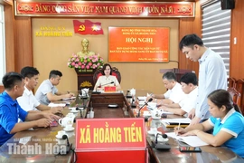 Đảng ủy xã Hoằng Tiến bàn giao nhiệm vụ tham mưu về công tác dân vận