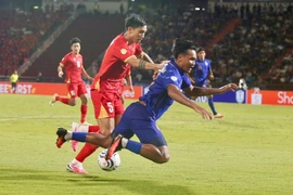 Lịch sử ủng hộ tuyển Việt Nam trước chung kết lượt về ASEAN Cup 2026; Biểu cảm gây tranh luận của Ronaldo khi gặp Chủ tịch FIFA