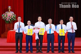 Công bố các quyết định thành lập Đảng bộ HĐND tỉnh; Đảng bộ MTTQ, đoàn thể tỉnh; Ban Tuyên giáo Tỉnh ủy