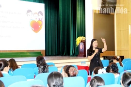 Truyền thông phòng, chống bạo lực gia đình, xây dựng môi trường sống an toàn cho phụ nữ và trẻ em