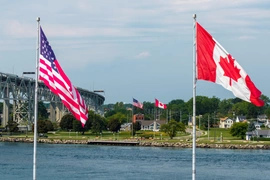 Người dân Canada quyết không nhượng bộ Mỹ dù phải trả giá về kinh tế