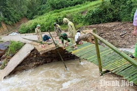 Khắc phục nhanh sự cố tại cầu tràn Máy 2