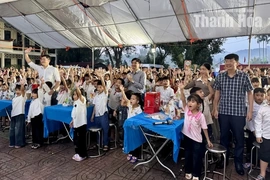 Đêm hội Trăng rằm - Thắp sáng nụ cười vùng cao