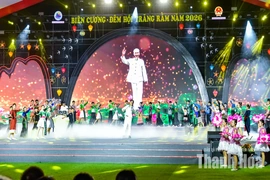 Lung linh đêm hội Trăng rằm nơi biên cương Mường Lát