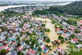 Gần 2.000 nhà dân phường Hàm Rồng ngập do mưa lũ