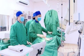 Bác sĩ say mê nghiên cứu, tận tâm vì người bệnh