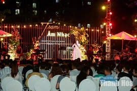 “Cả một trời thương nhớ” - Đêm nhạc đong đầy cảm xúc tại sân khấu bên hồ Báo và Phát thanh, truyền hình Thanh Hóa