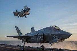 Mỹ và Australia điều tra linh kiện F-35 tới Hong Kong