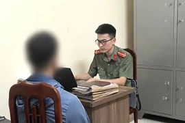 Xử phạt hai cá nhân phát trực tiếp thông tin sai sự thật về “vỡ đê” tại xã Ba Đình